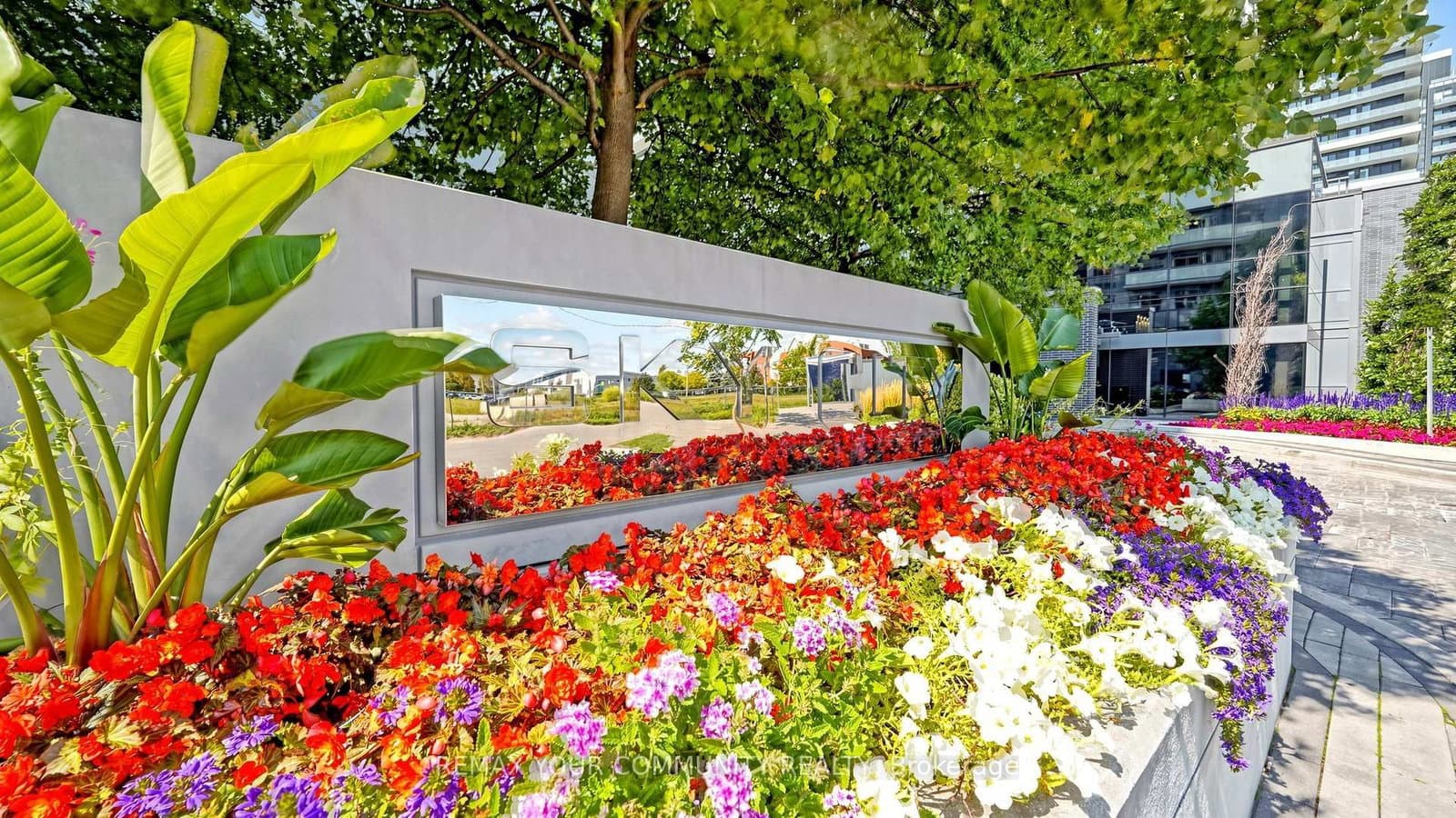 55 Oneida Crescent, Unit 408 thumbnail 49