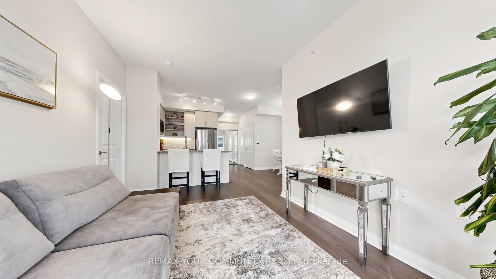 55 Oneida Crescent, Unit 408 thumbnail 5