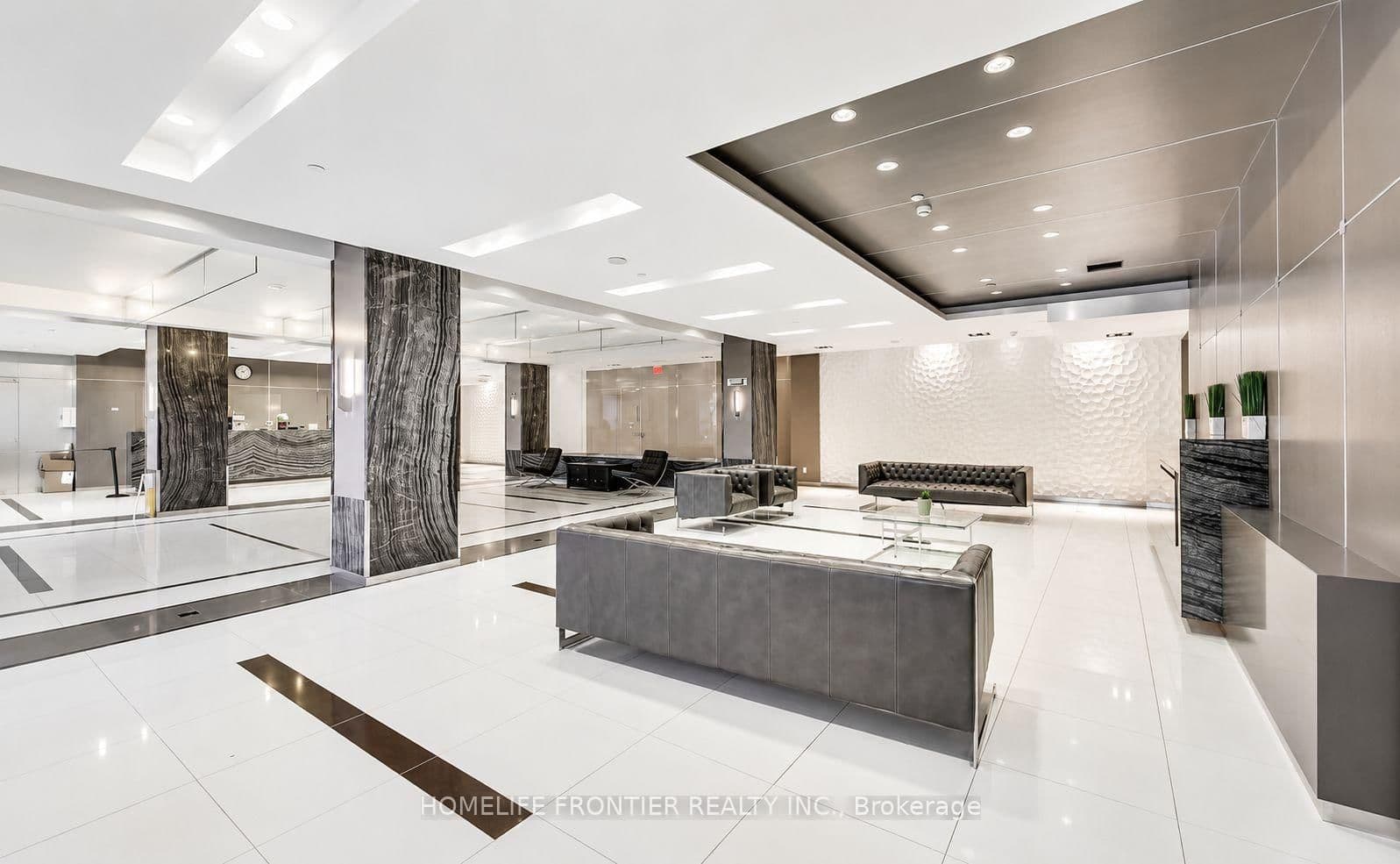 7165 Yonge Street, Unit 1810 thumbnail 10