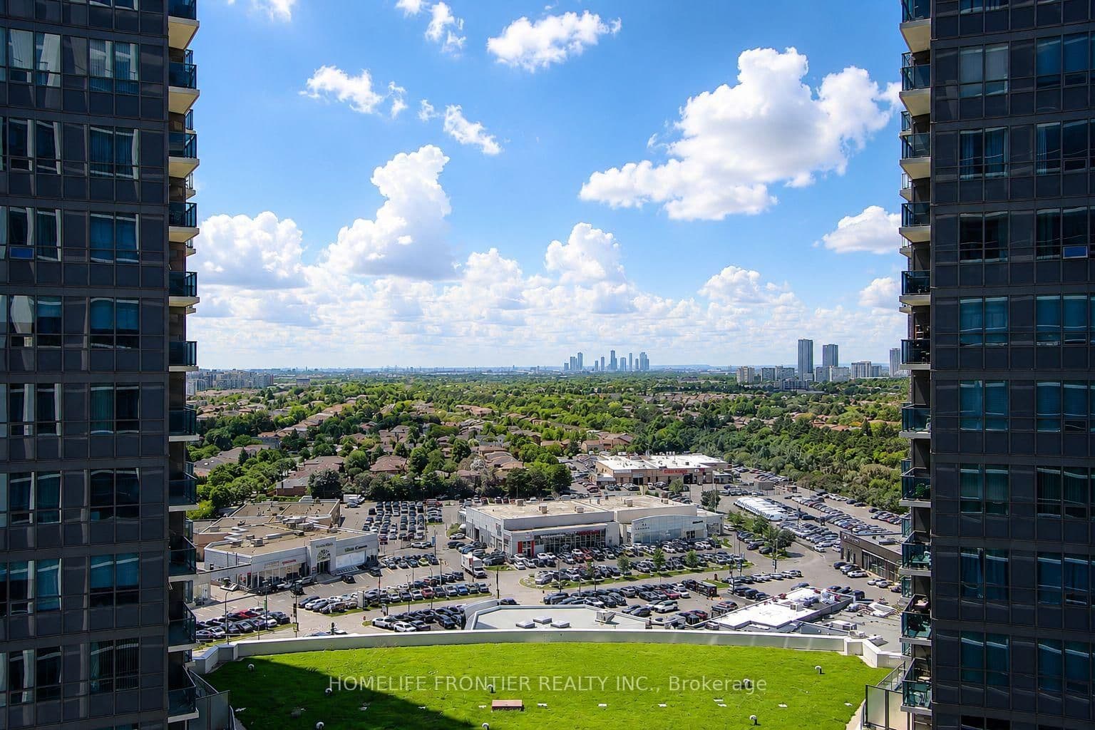 7165 Yonge Street, Unit 1810 thumbnail 7