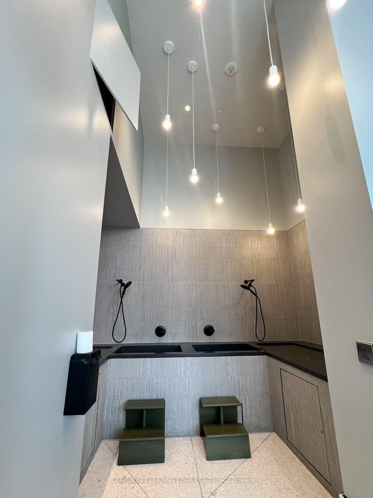 225 Commerce Street, Unit 5609 thumbnail 21