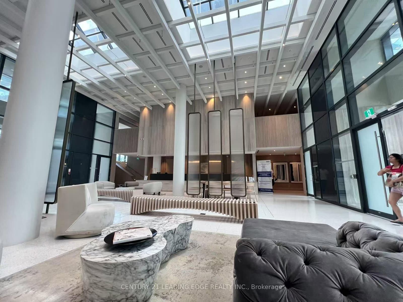 225 Commerce Street, Unit 5609 thumbnail 3