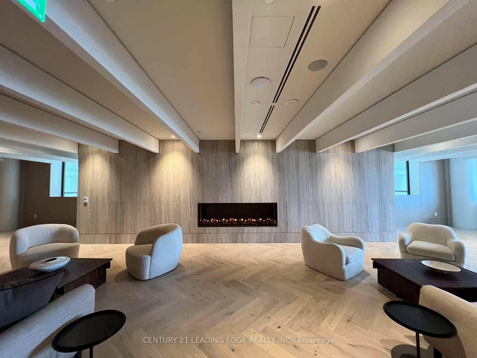 225 Commerce Street, Unit 5609 thumbnail 4