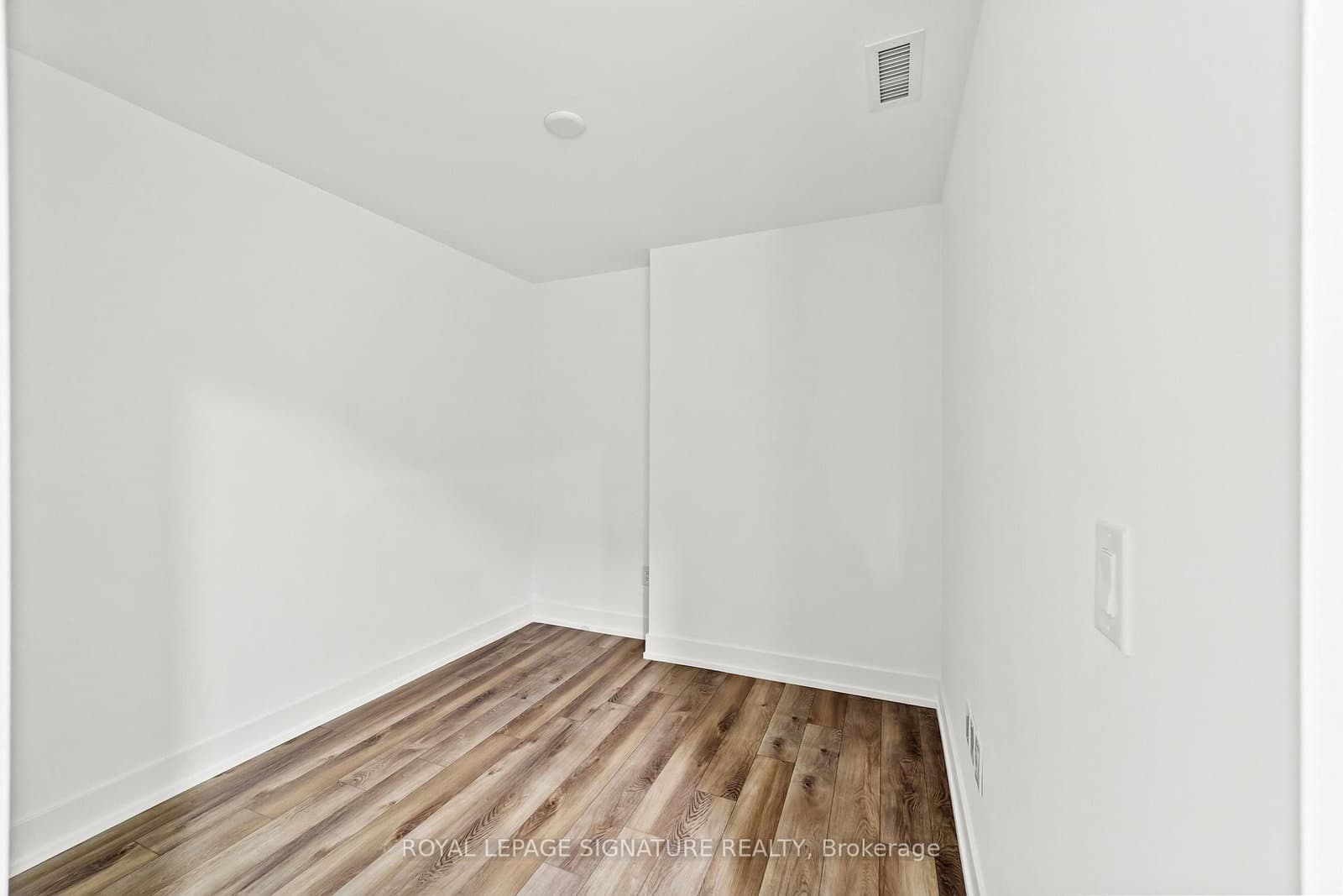 9 Clegg Road, Unit 501 thumbnail 16