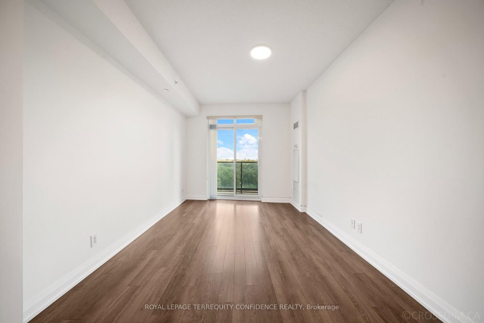 7161 Yonge Street, Unit 727 thumbnail 10