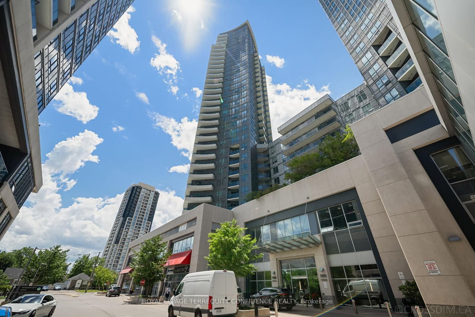 7161 Yonge Street, Unit 727 thumbnail 21