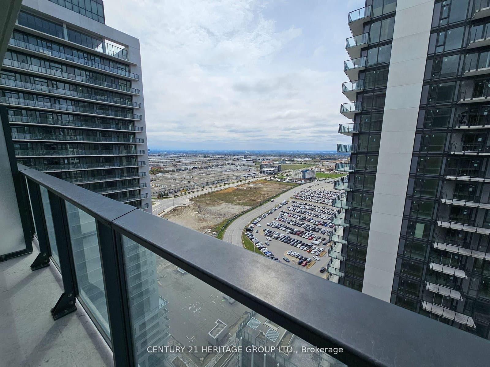 8960 Jane Street, Unit 2301 thumbnail 9