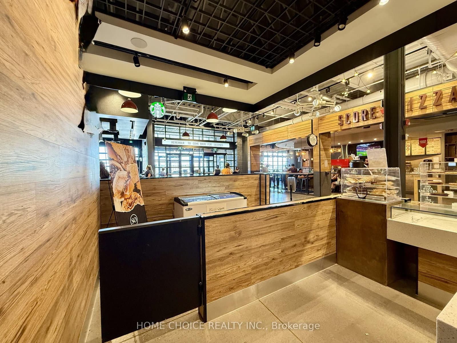 17600 Yonge Street, Unit FM23D thumbnail 7