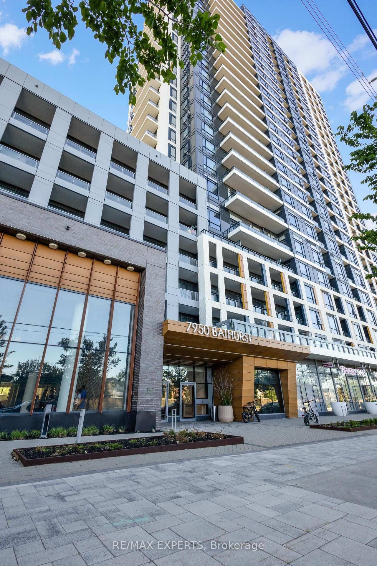 7950 Bathurst Street, Unit 1501 thumbnail 2