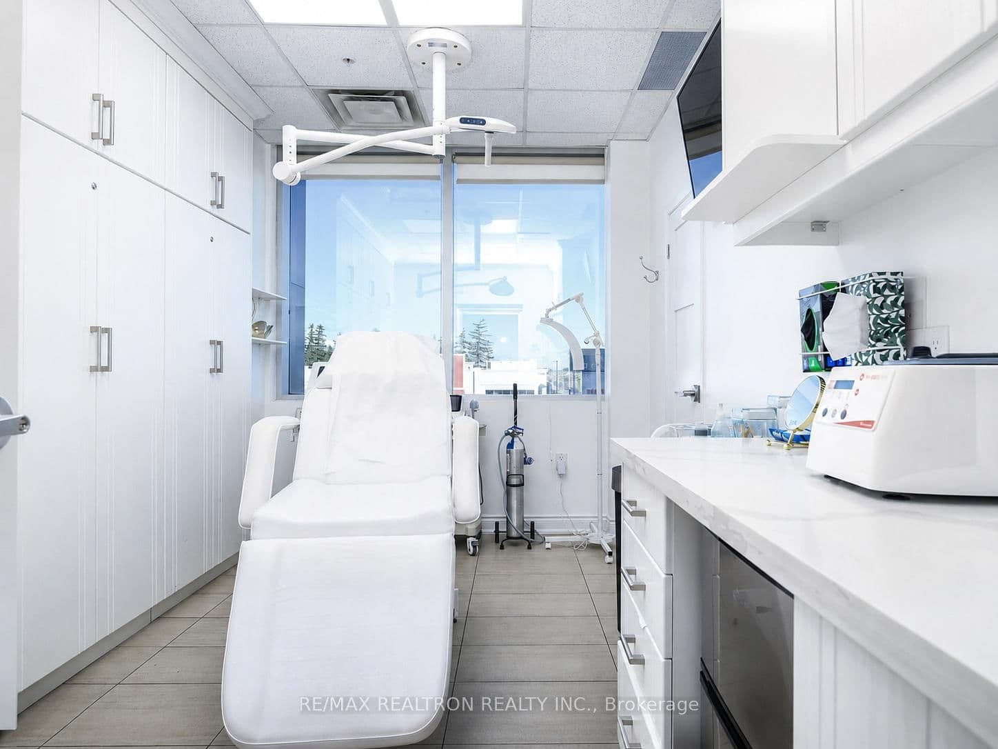 1650 Elgin Mills Road E, Unit 207 thumbnail 9