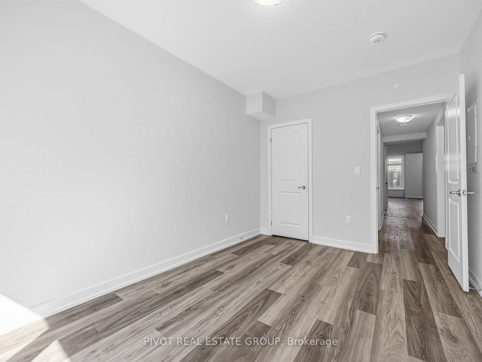 56 Elizabeth Street S, Unit 1101 thumbnail 23