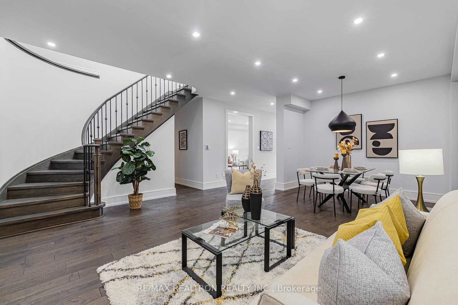 143 Shelbourne Drive thumbnail 9