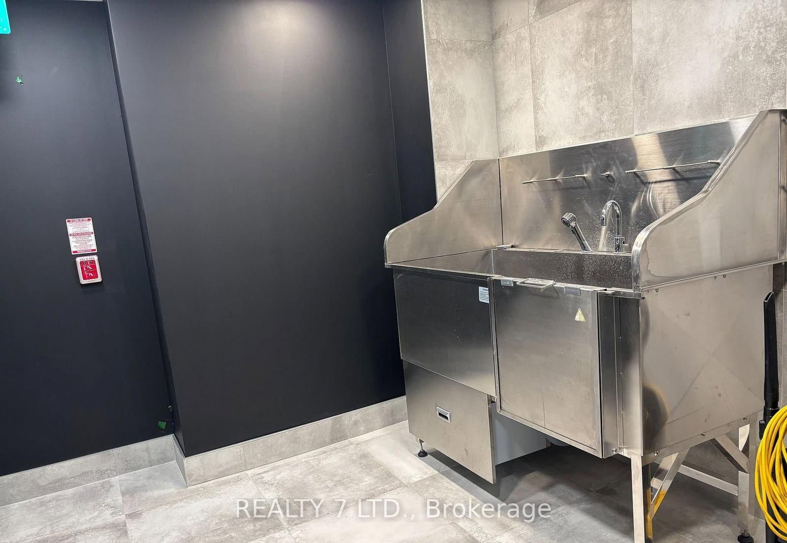 705 Davis Drive, Unit 1403 thumbnail 23