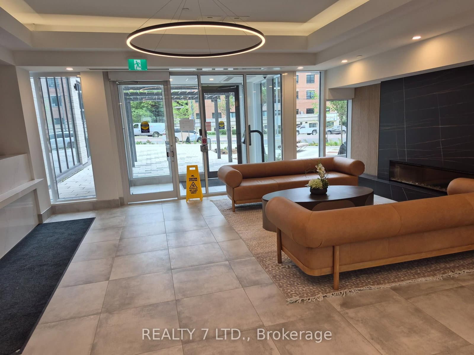 705 Davis Drive, Unit 1403 thumbnail 4