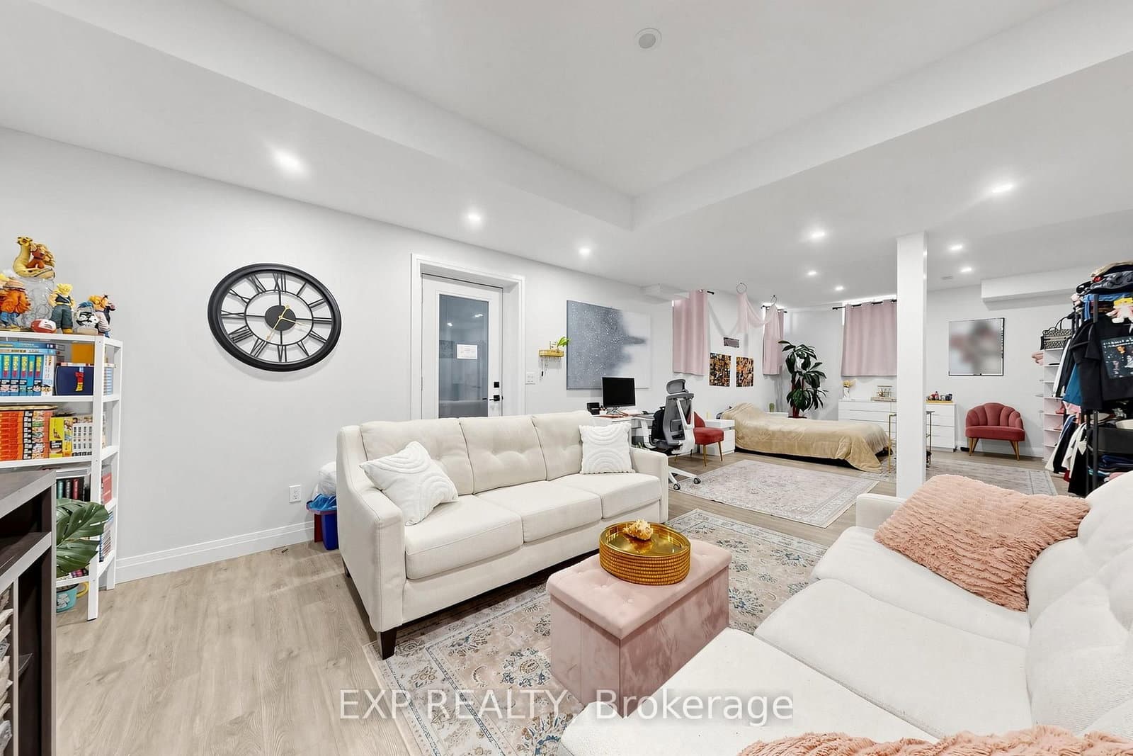 9 Backhouse Drive thumbnail 40