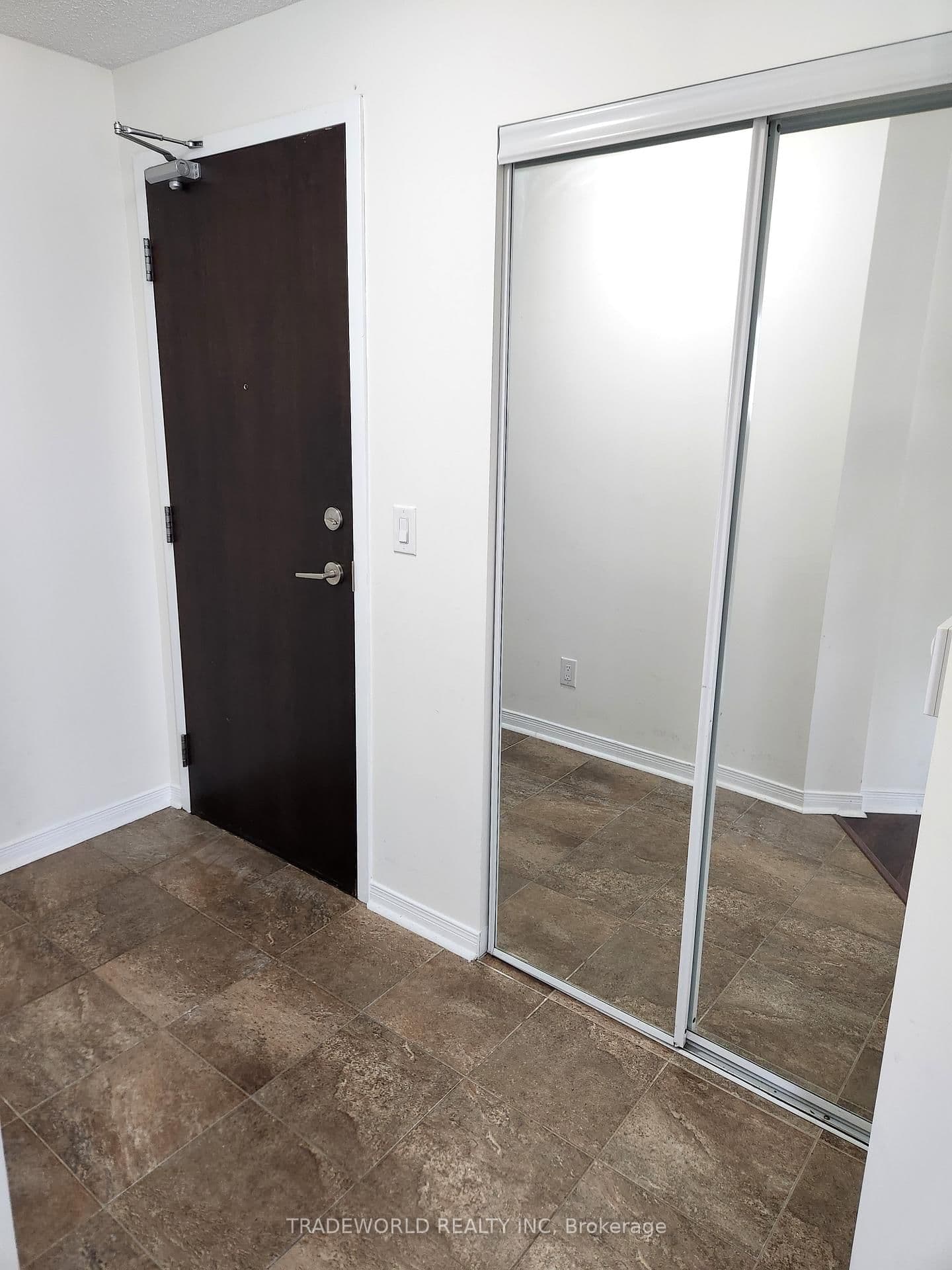 73 King William Crescent, Unit Ph4 thumbnail 10