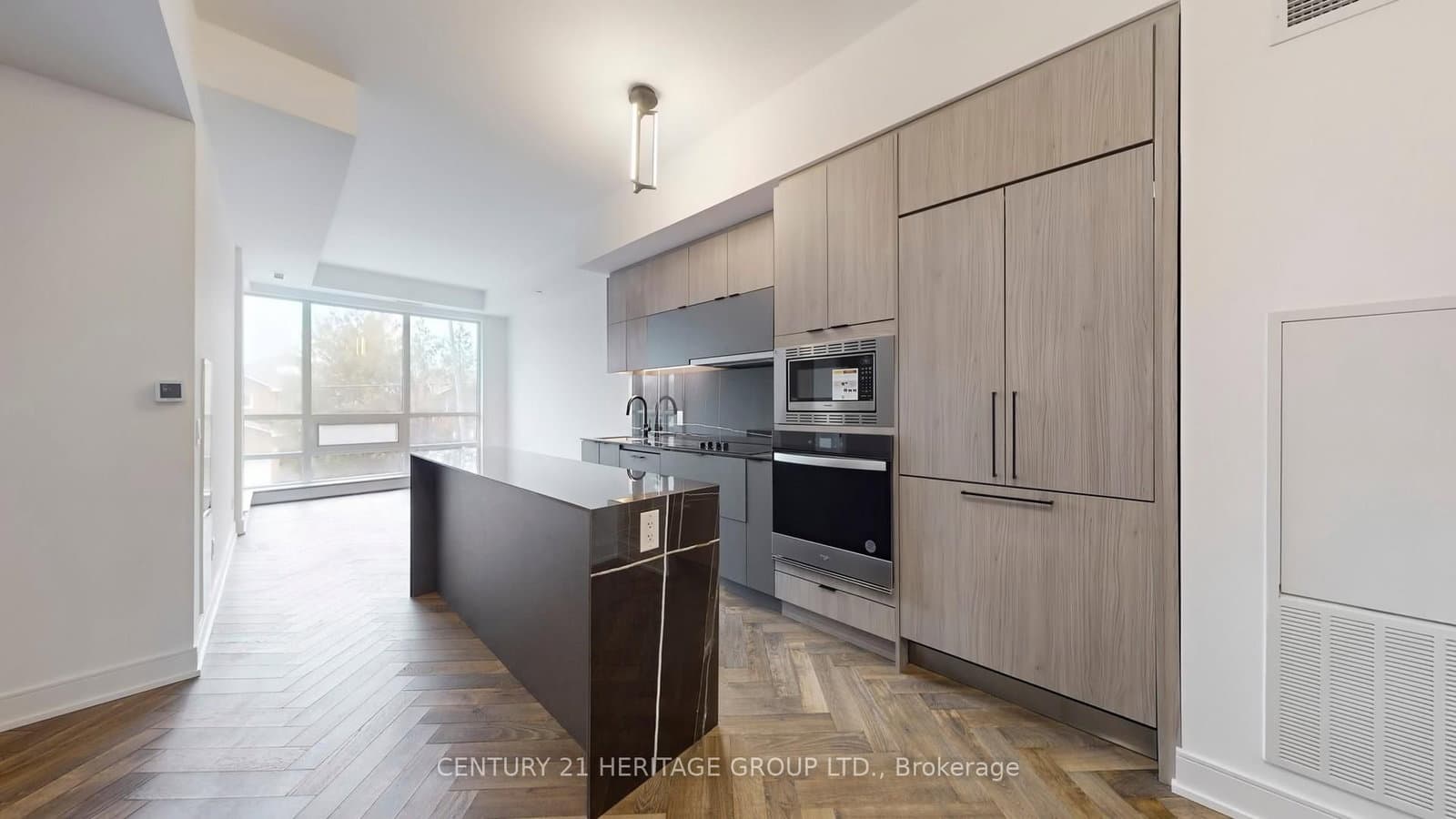 8888 Yonge Street, Unit 103 (L/W) thumbnail 11