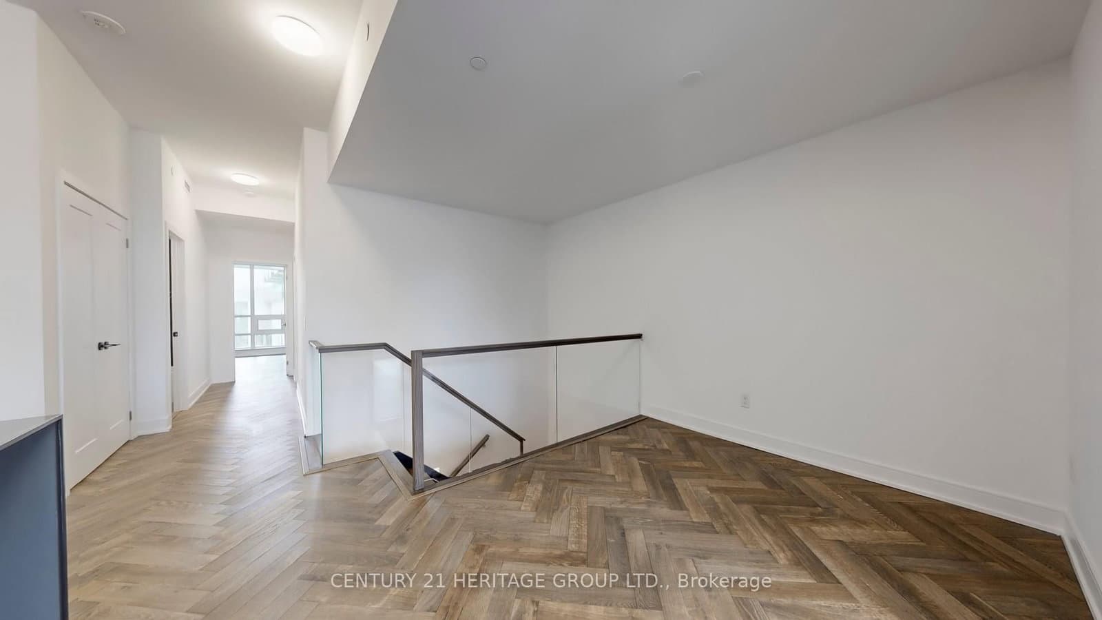 8888 Yonge Street, Unit 103 (L/W) thumbnail 15