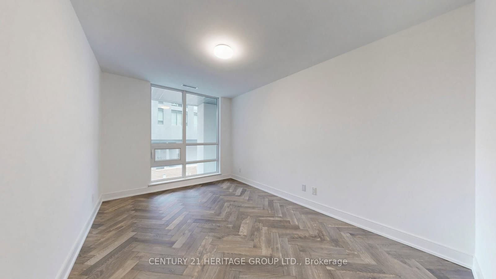 8888 Yonge Street, Unit 103 (L/W) thumbnail 25