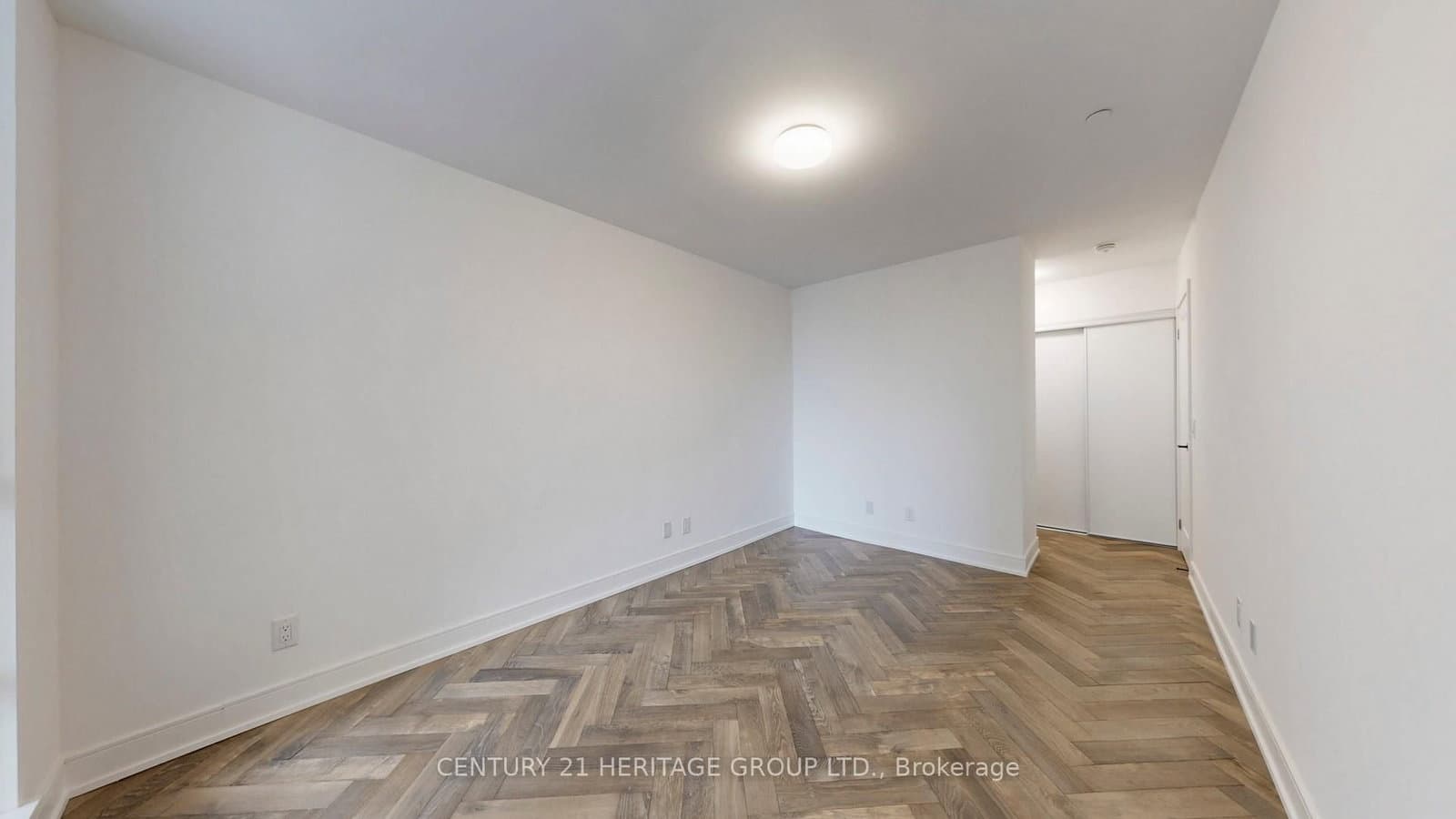 8888 Yonge Street, Unit 103 (L/W) thumbnail 26