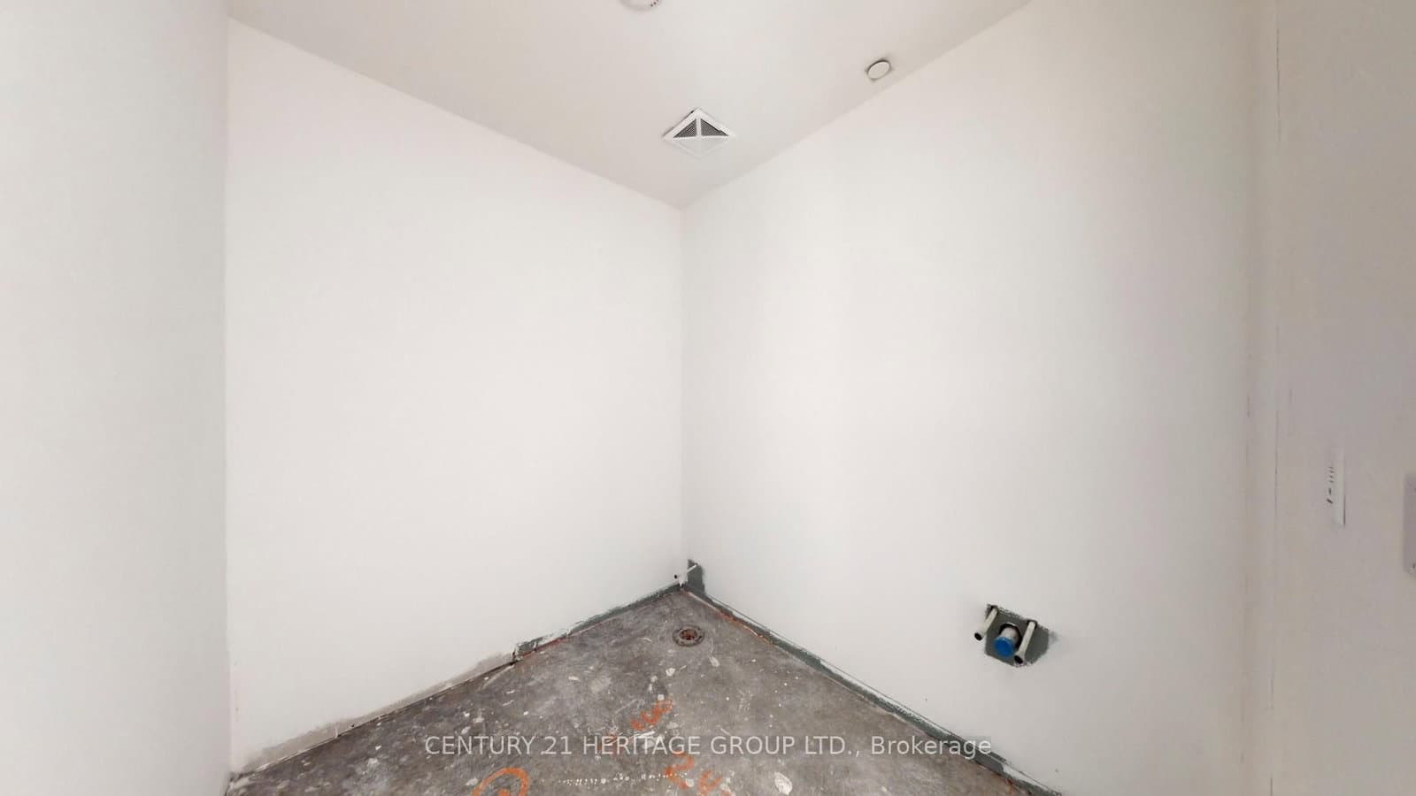 8888 Yonge Street, Unit 103 (L/W) thumbnail 37