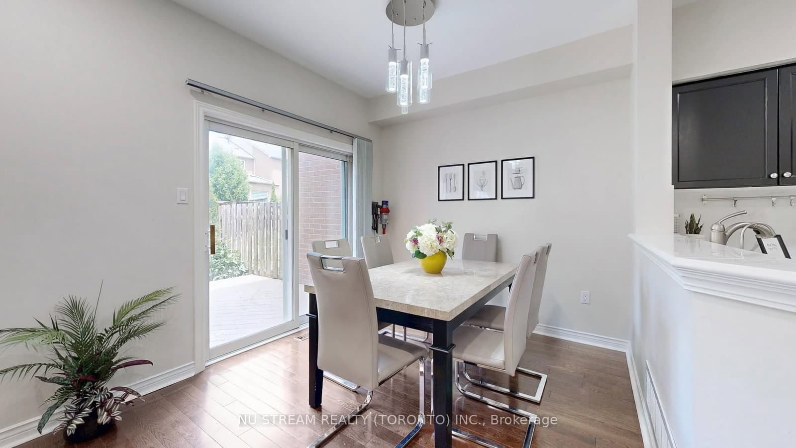 60 Nottingham Drive thumbnail 9
