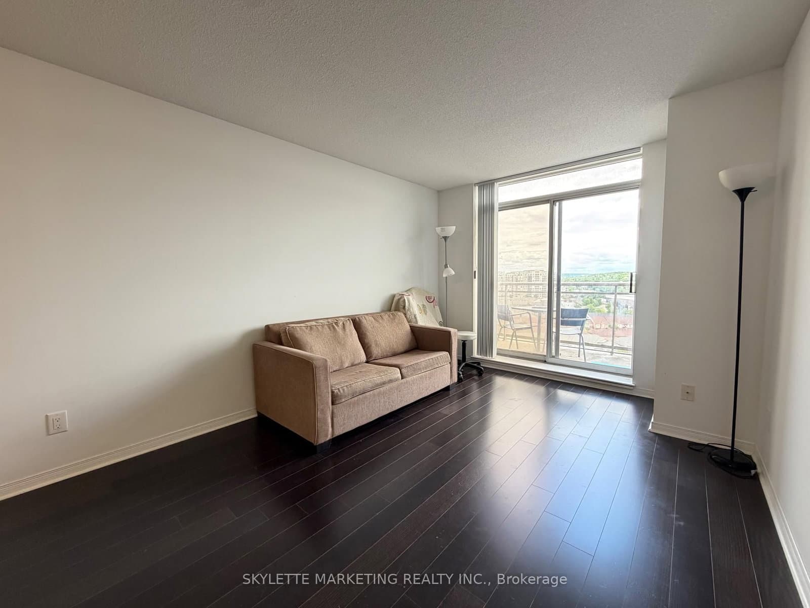75 King William Crescent, Unit Ph13 thumbnail 11