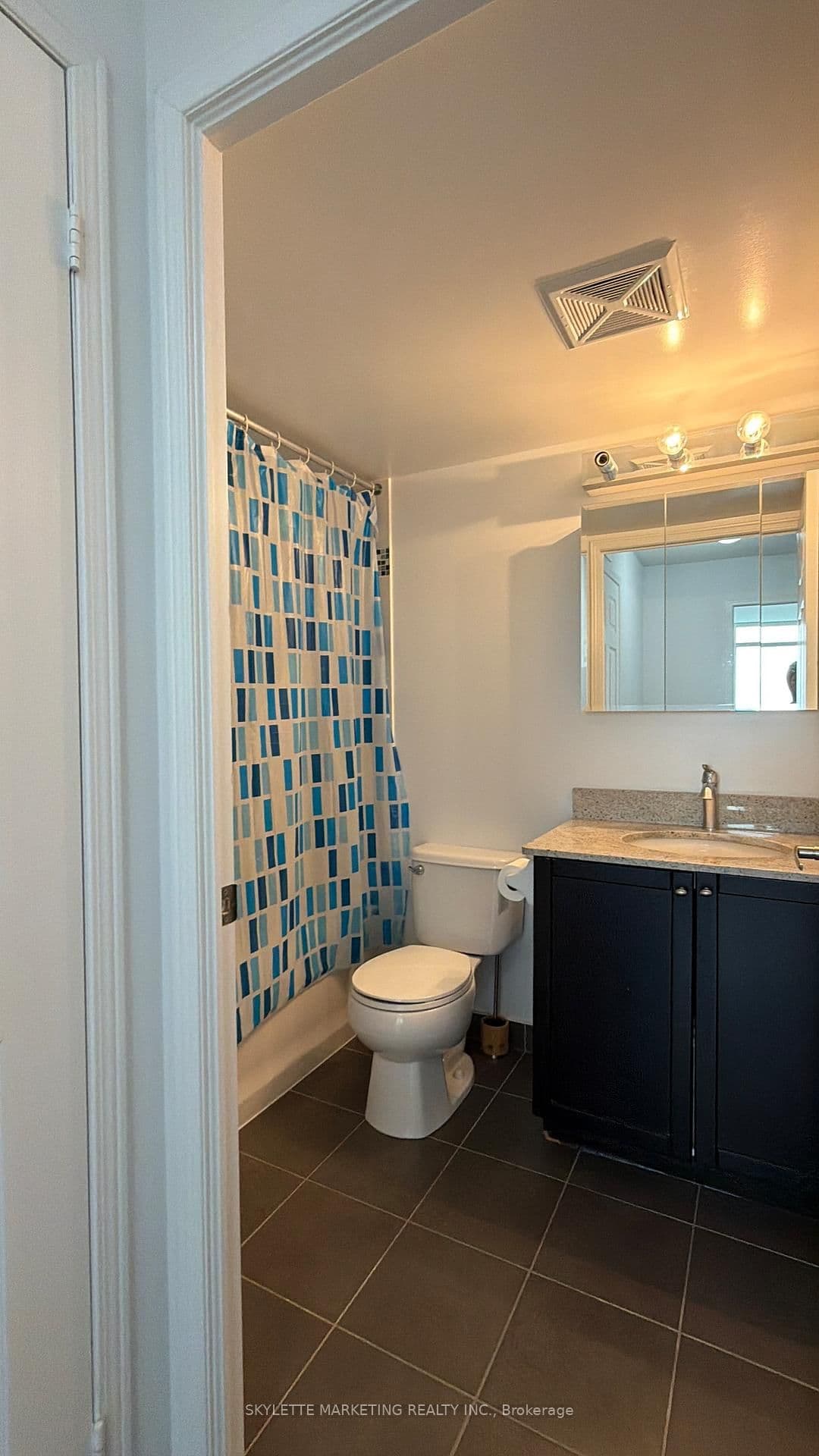 75 King William Crescent, Unit Ph13 thumbnail 20