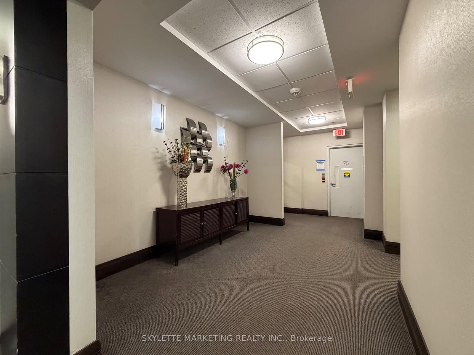 75 King William Crescent, Unit Ph13 thumbnail 7