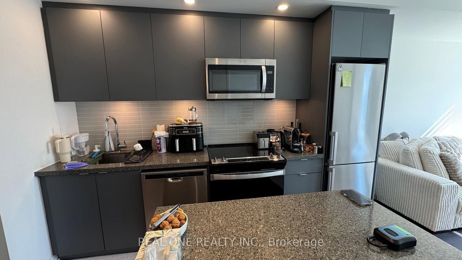 8868 Yonge Street, Unit 201E thumbnail 14