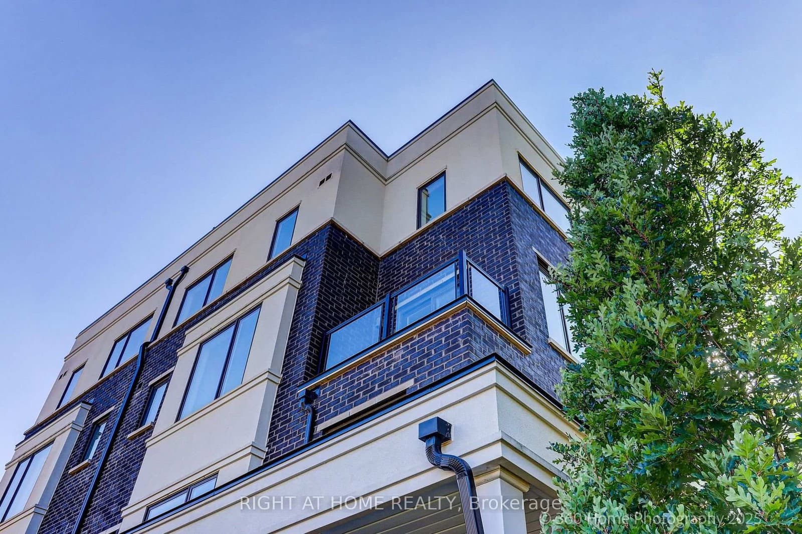 200 Alex Gardner Circle, Unit 28 thumbnail 3