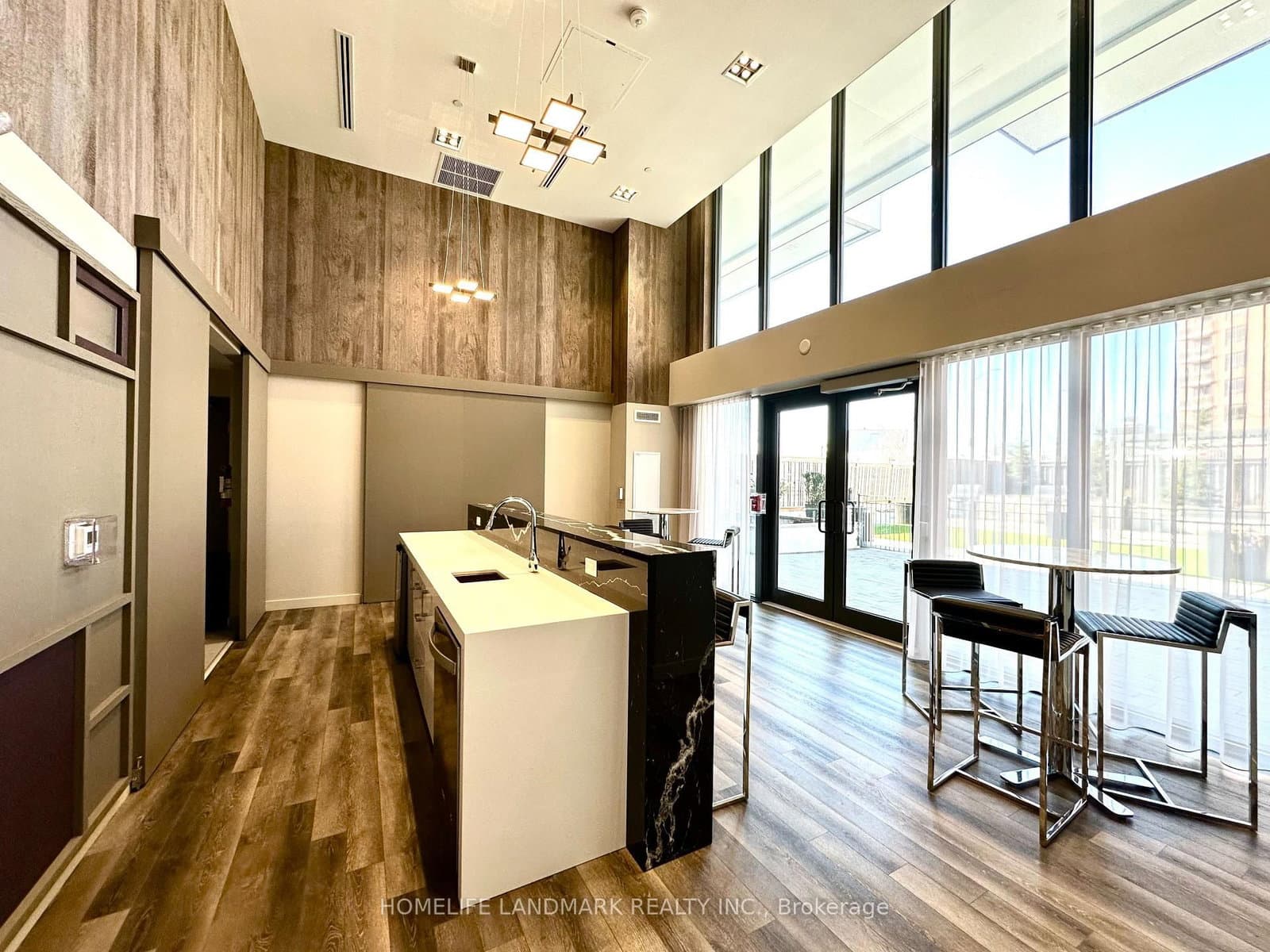 85 Oneida Crescent, Unit 813 thumbnail 36