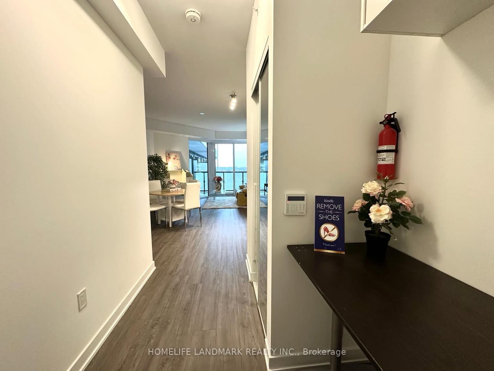 85 Oneida Crescent, Unit 813 thumbnail 6