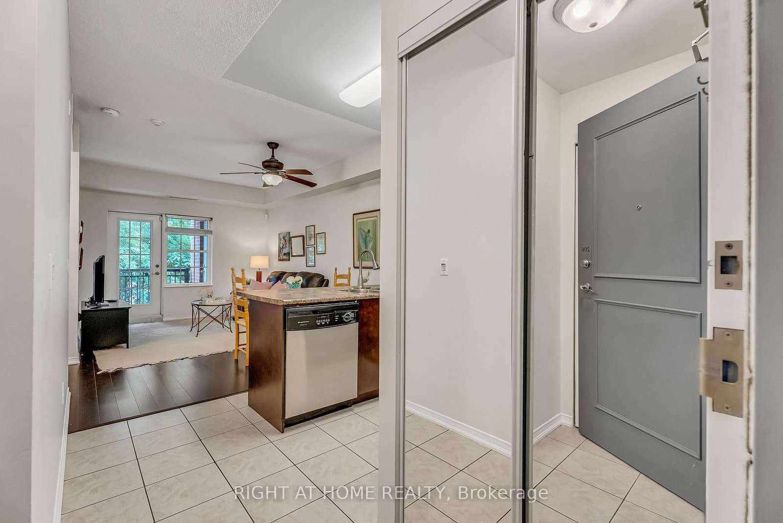 9973 Keele Street, Unit 206 thumbnail 4