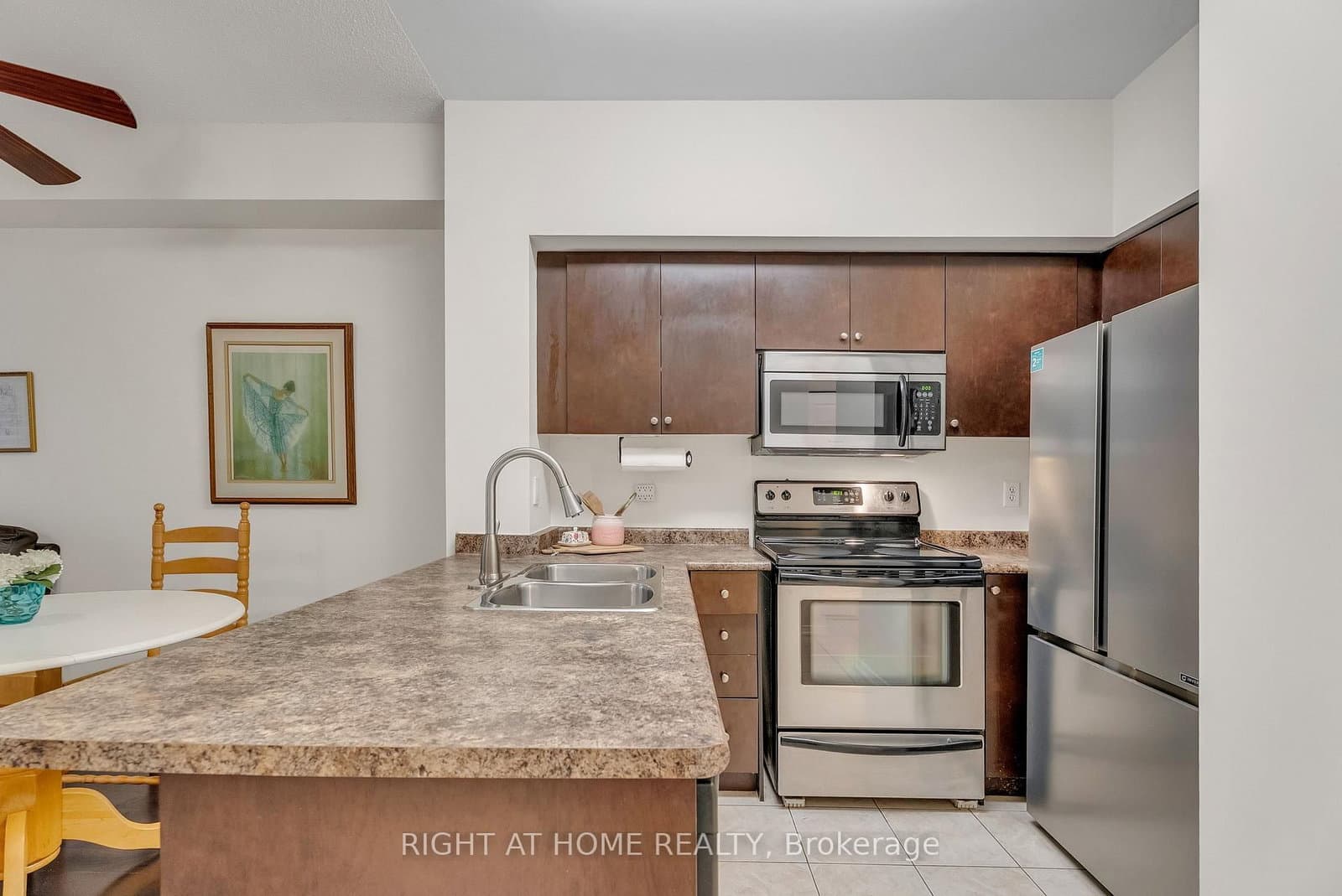 9973 Keele Street, Unit 206 thumbnail 7