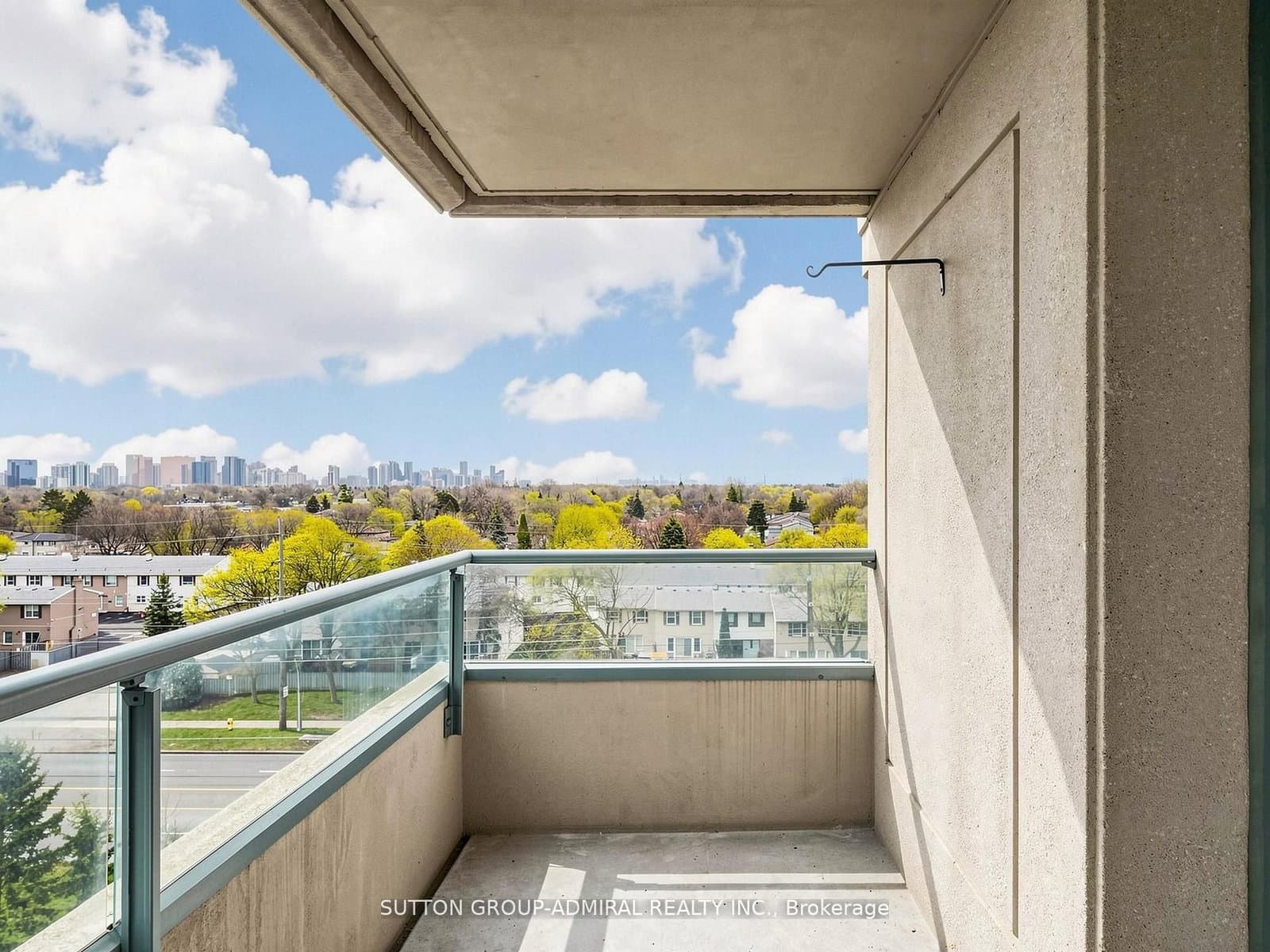 1 Emerald Lane, Unit 704 thumbnail 26