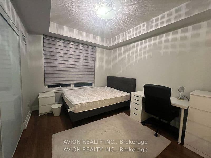 7167 Yonge Street, Unit 412 thumbnail 10