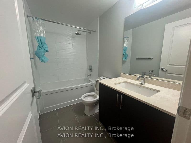 7167 Yonge Street, Unit 412 thumbnail 13