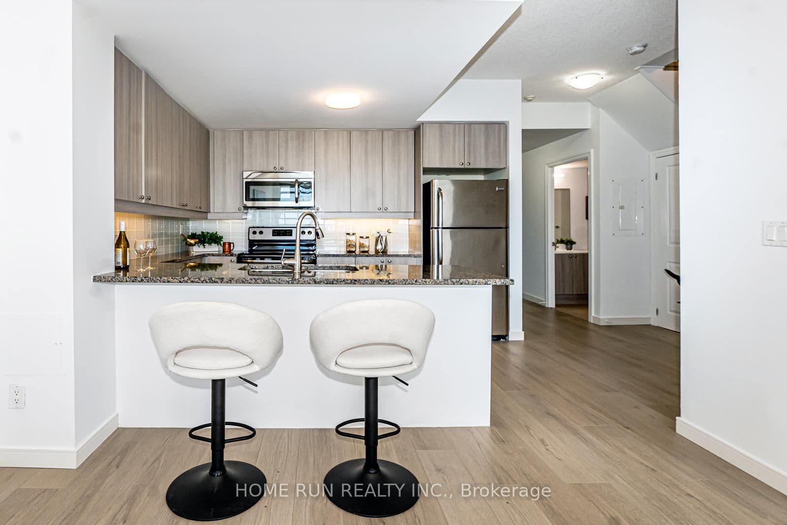 8110 Birchmount Road W, Unit 902E thumbnail 8