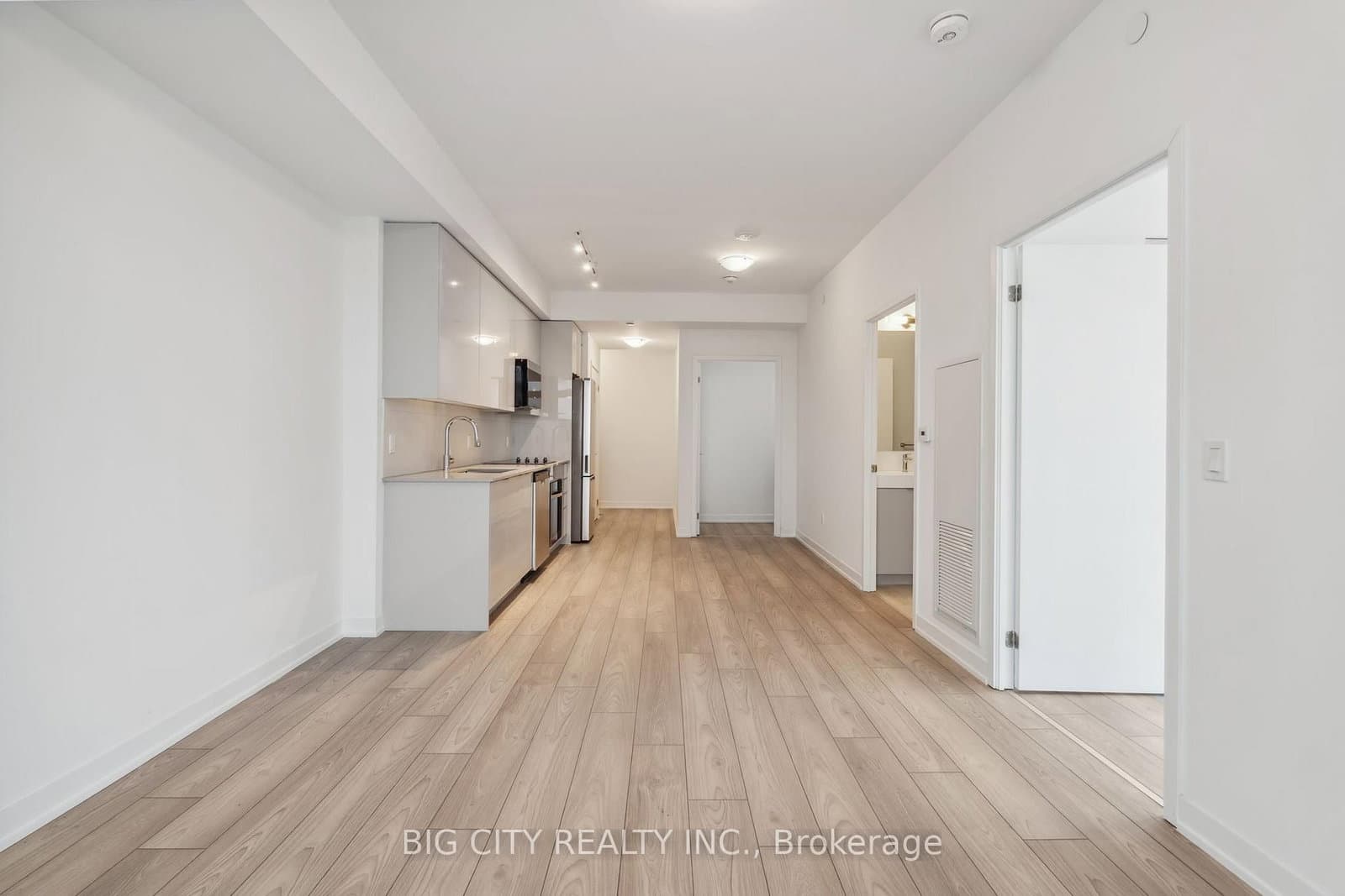 498 Caldari Road, Unit 2328 thumbnail 12