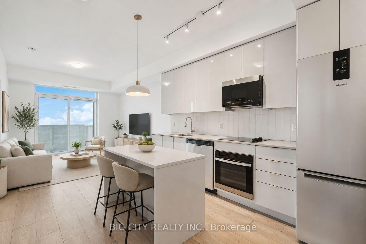 498 Caldari Road, Unit 2328 thumbnail 2
