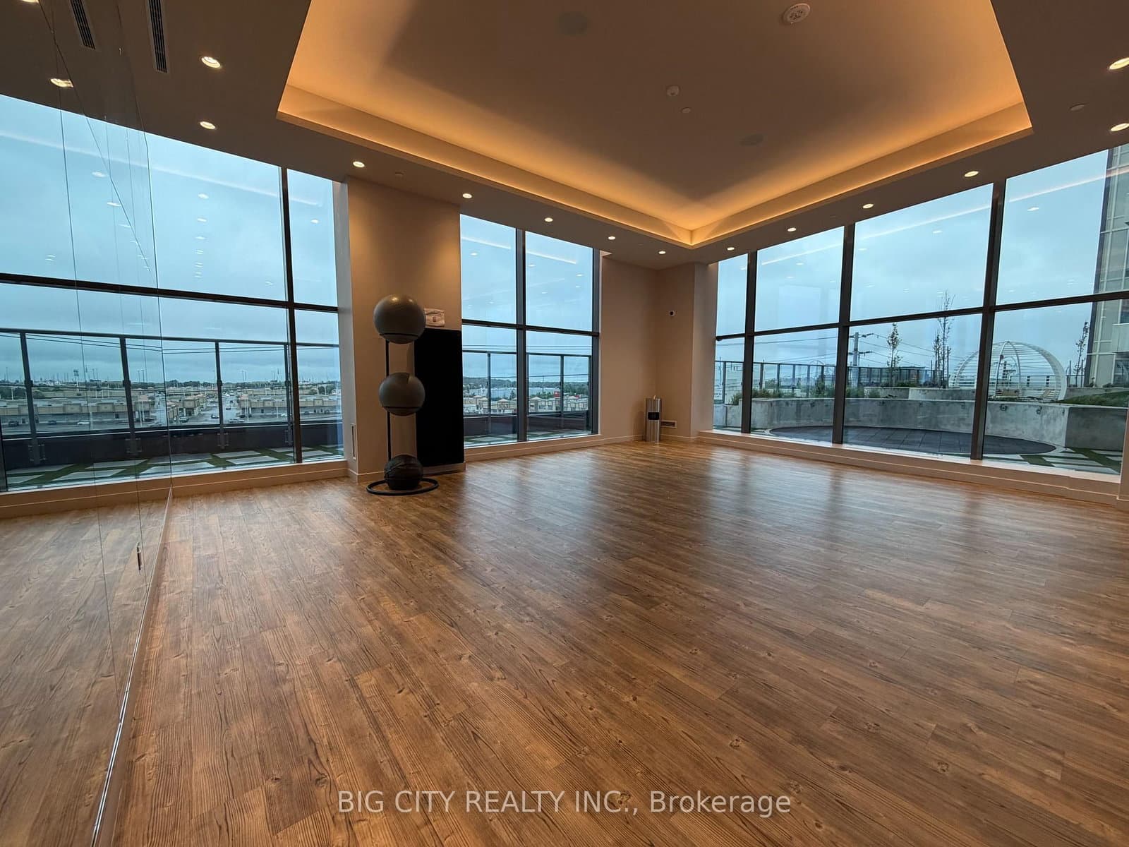 498 Caldari Road, Unit 2328 thumbnail 29