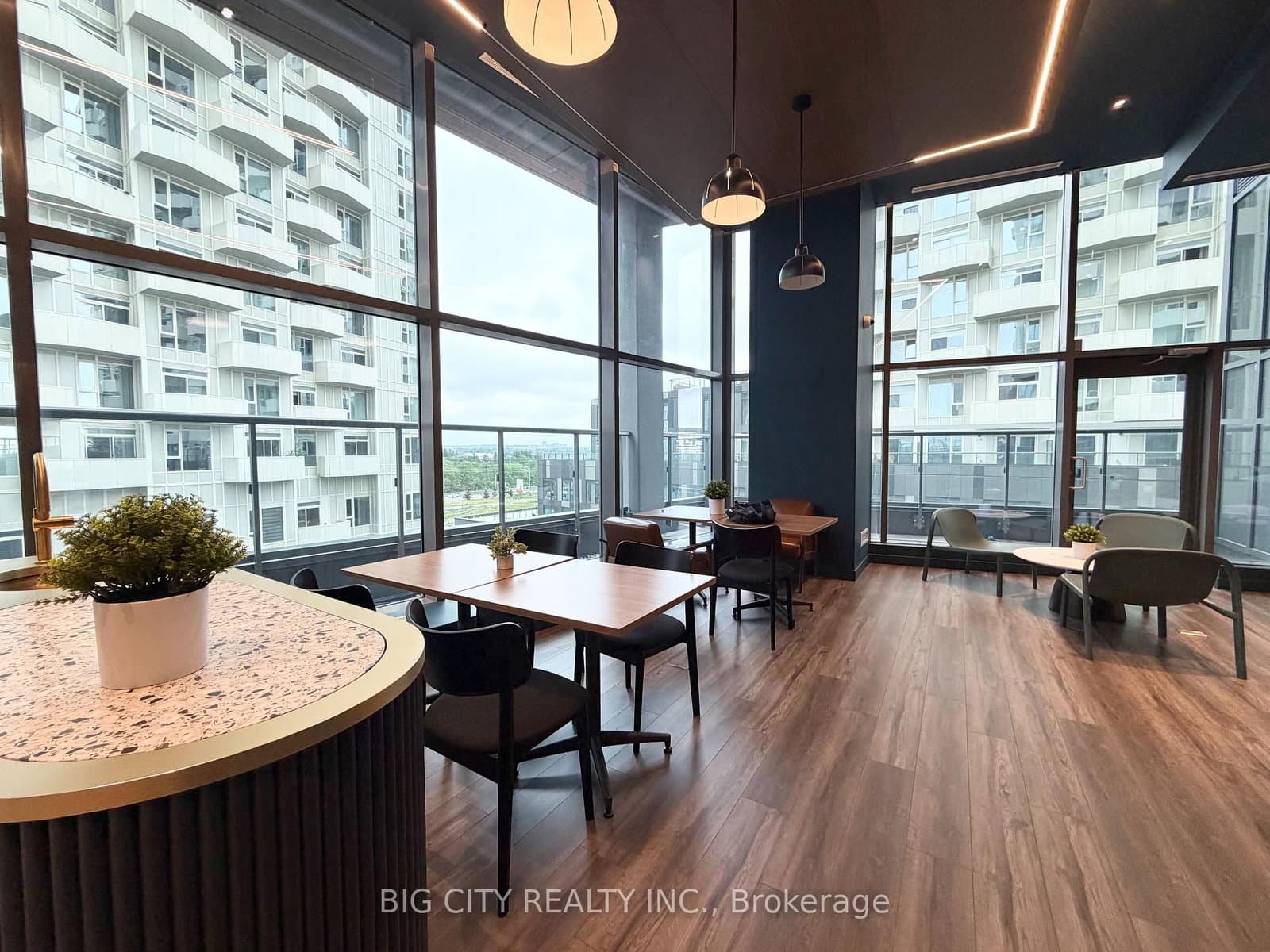 498 Caldari Road, Unit 2328 thumbnail 30