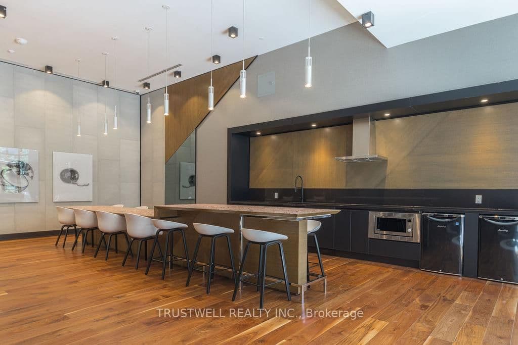 38 Simcoe Promenade, Unit 407 thumbnail 20