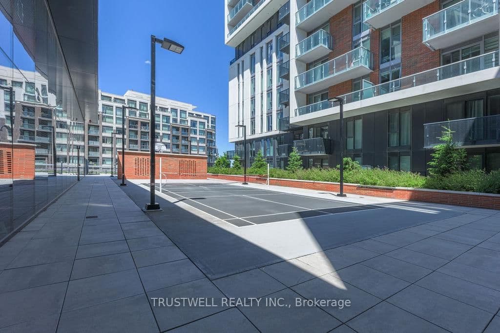 38 Simcoe Promenade, Unit 407 thumbnail 22