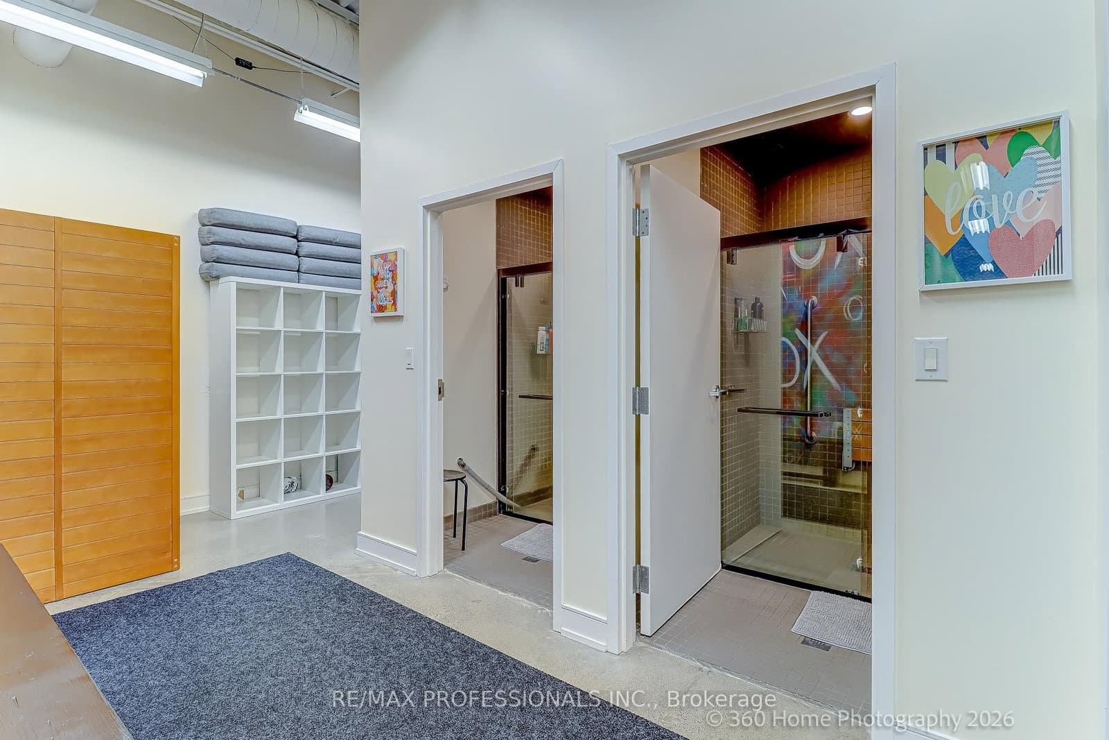 125 Hawkview Boulevard, Unit 8/9 thumbnail 17