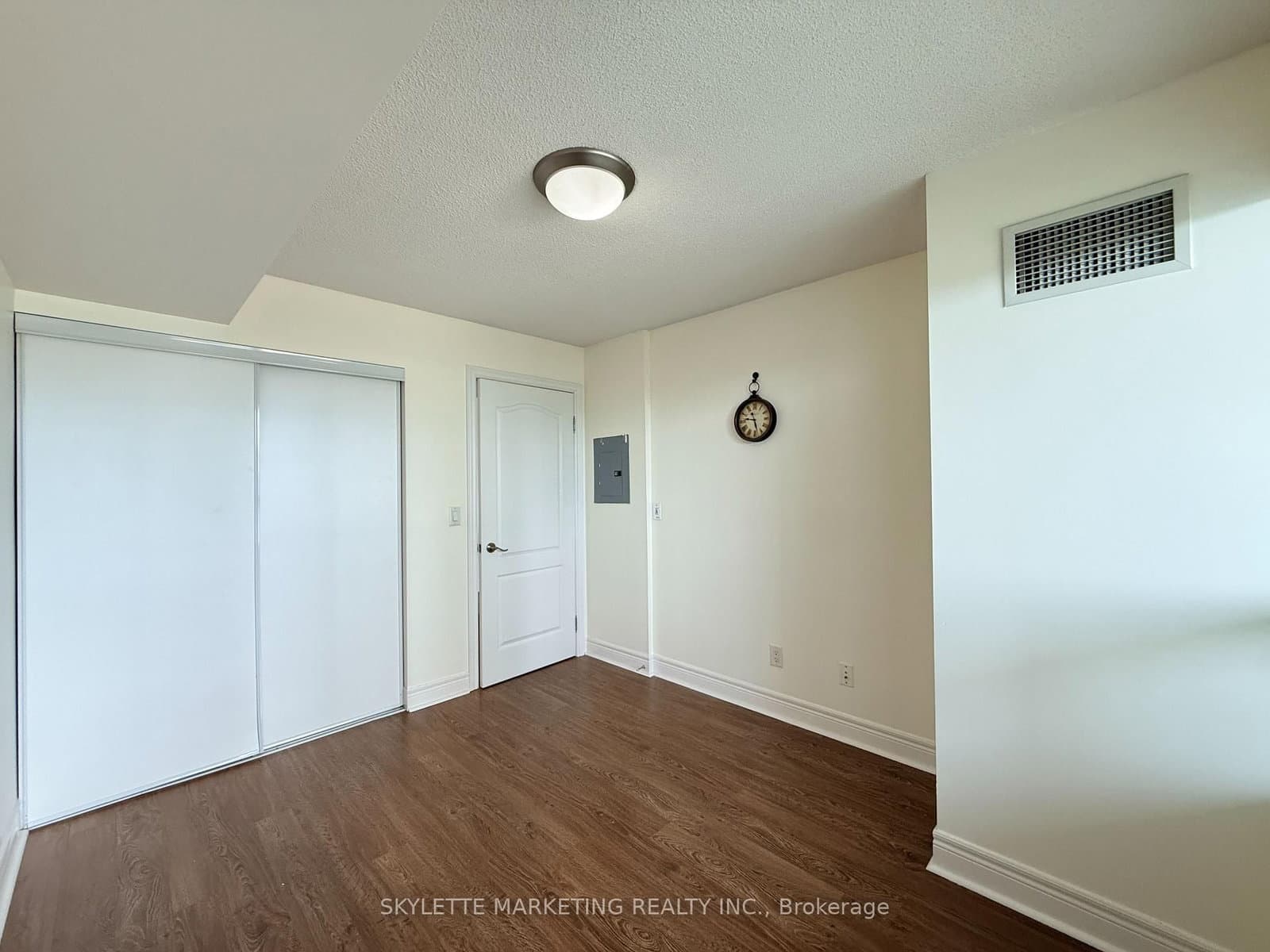 62 Suncrest Boulevard, Unit 310 thumbnail 16