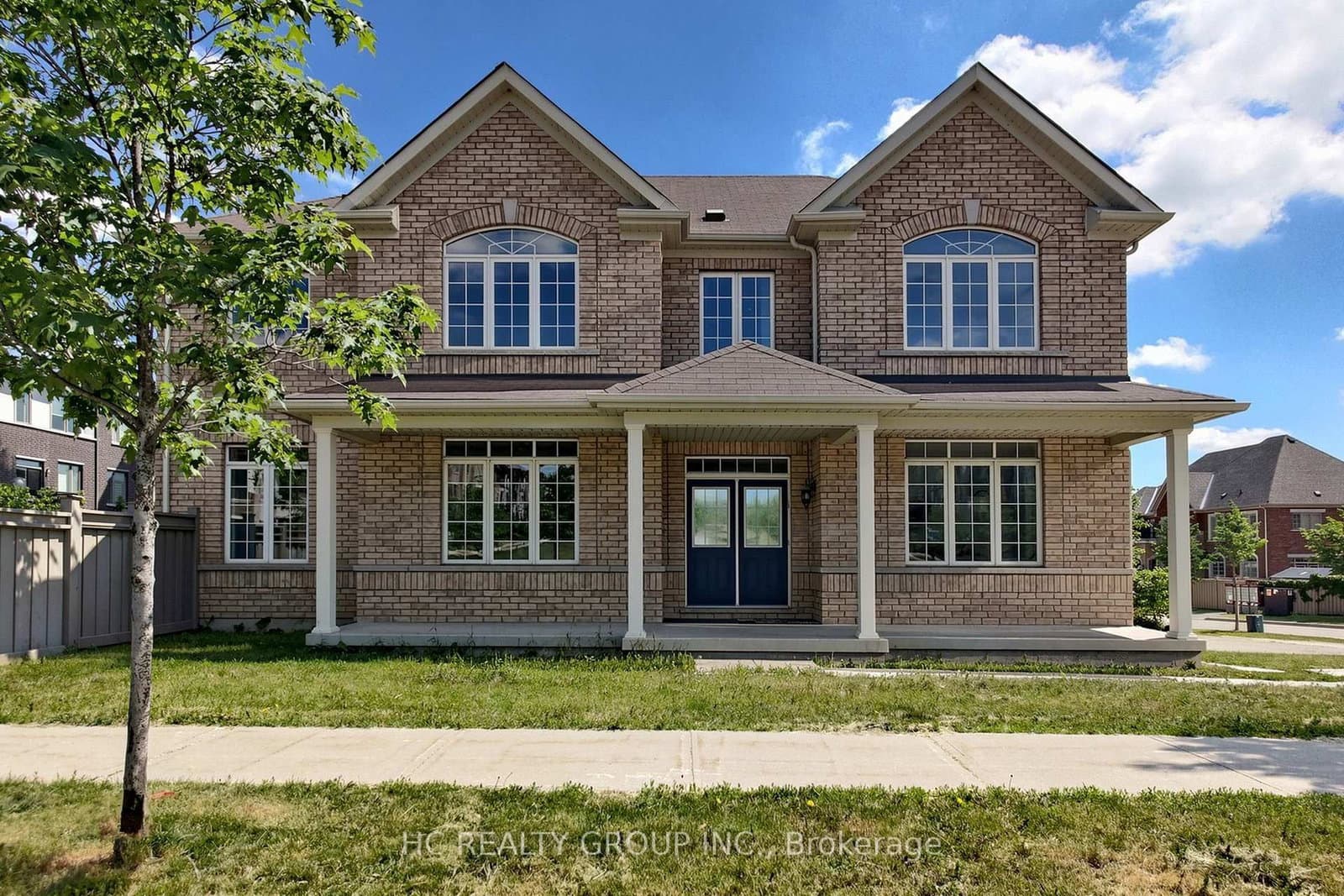 2 Apple Grove Court thumbnail 2