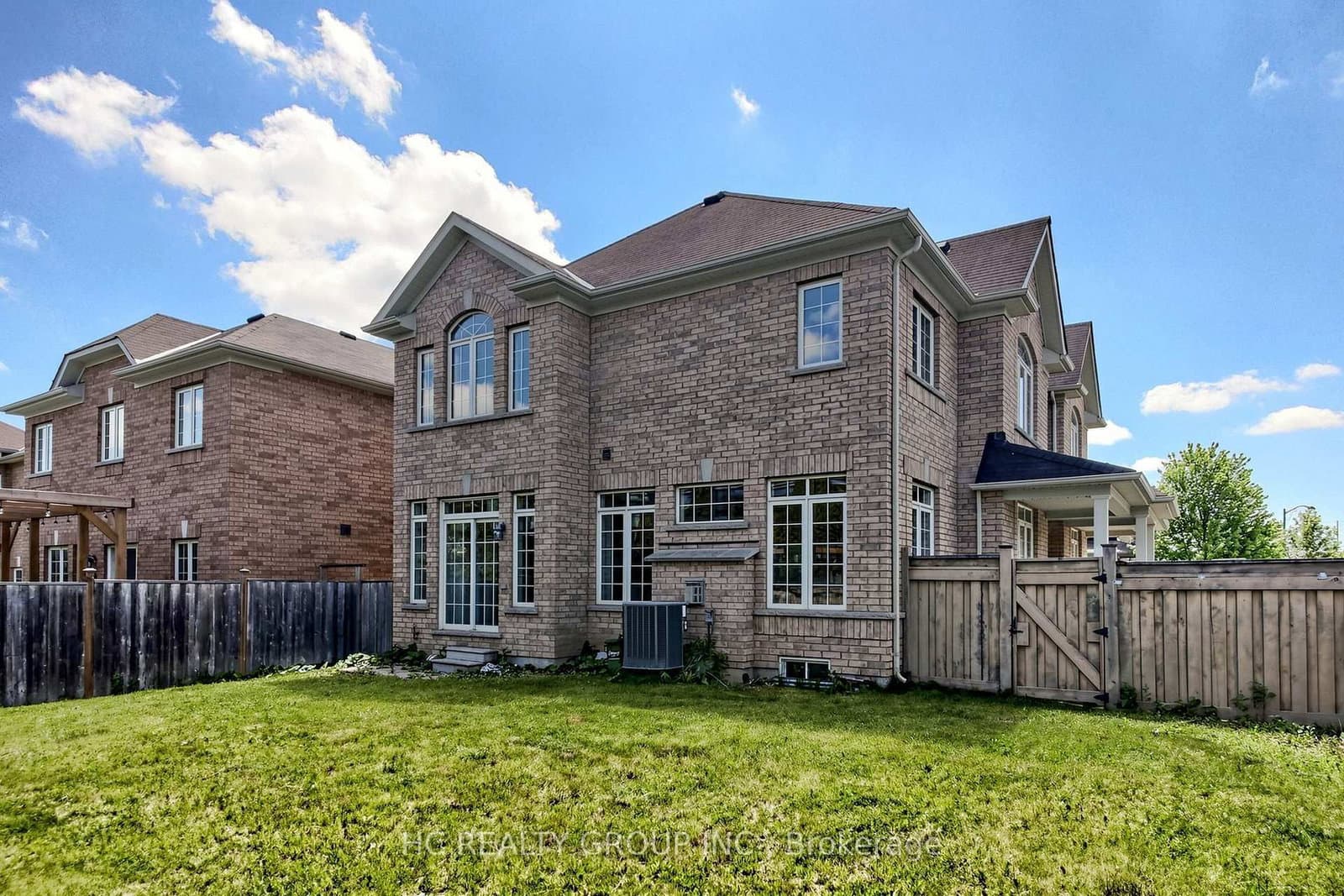 2 Apple Grove Court thumbnail 43
