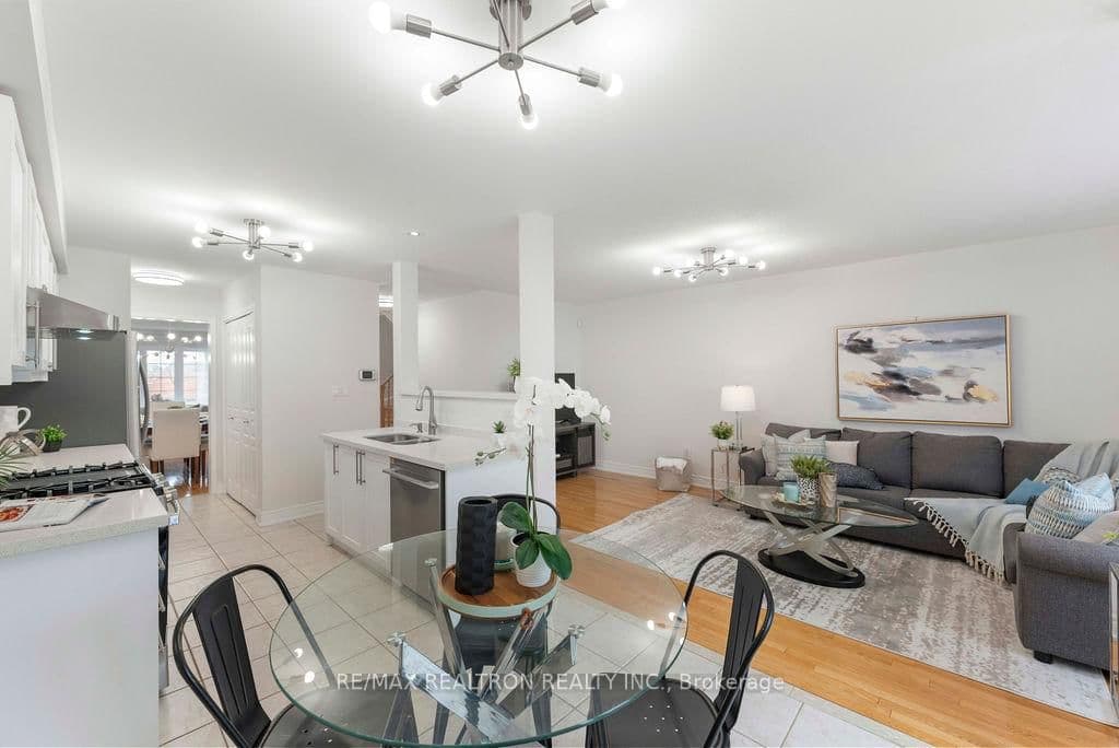 2334 Bur Oak Avenue thumbnail 17